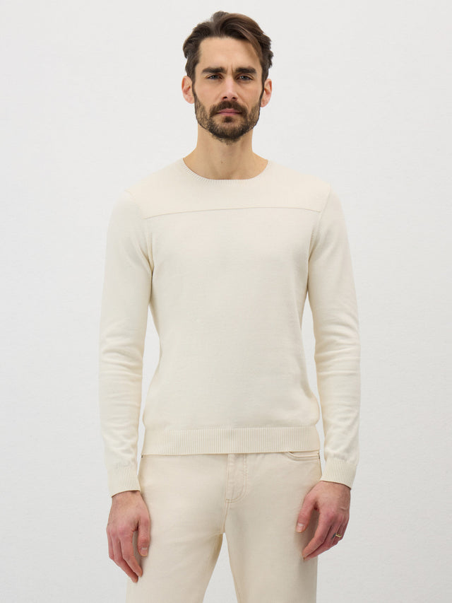 Pull col rond en coton écru