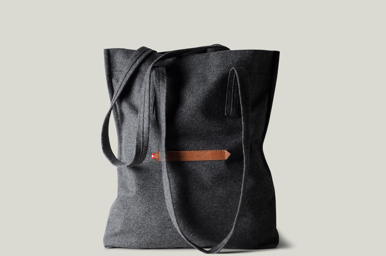 Signature Wool Tote Bag Tall Classic