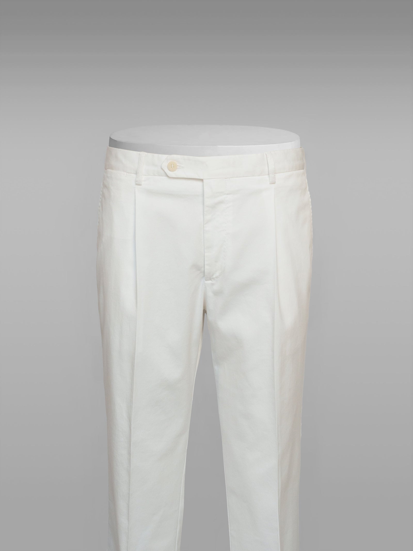 White cotton supima sport trousers 1 pleat