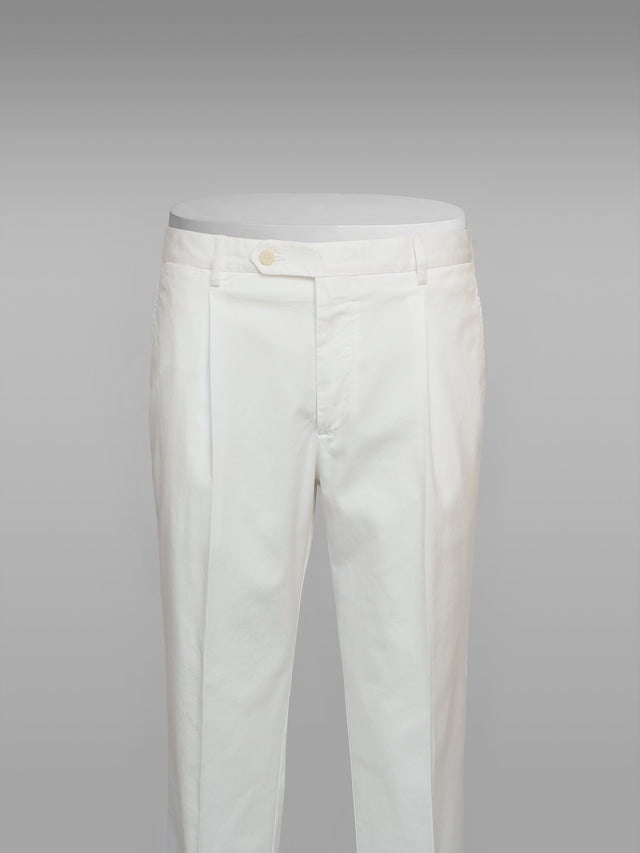 White cotton supima sport trousers 1 pleat