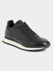 Baskets en cuir noir