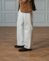 Stenhammar Ii Dark Brown Suede