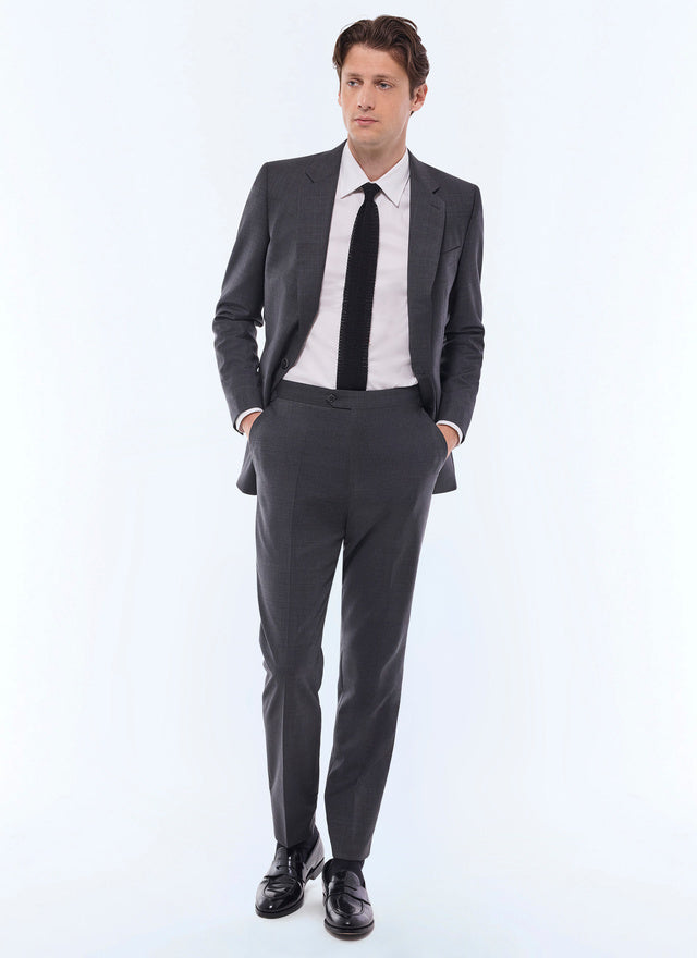 Fitted Wool Suit With