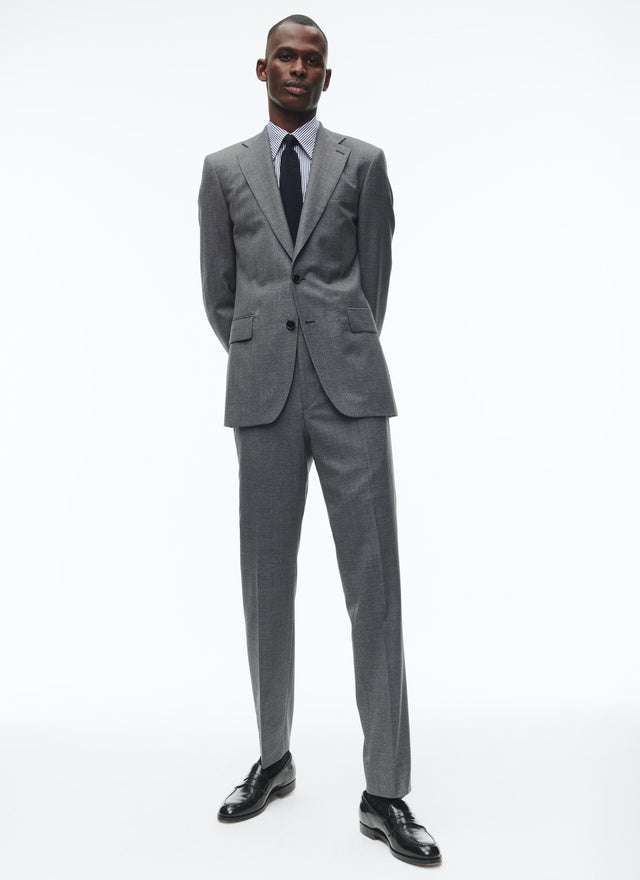 End-on-end virgin wool fitted suit