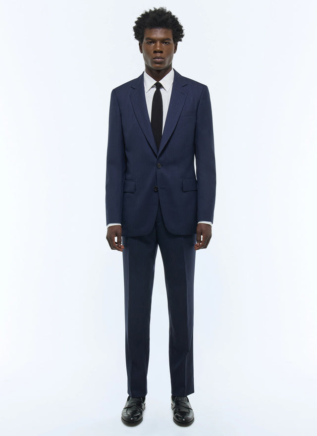 Fitted suit with tennis stripes