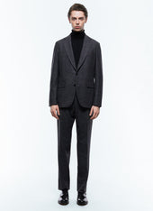 Straight cut suit in mottled wool