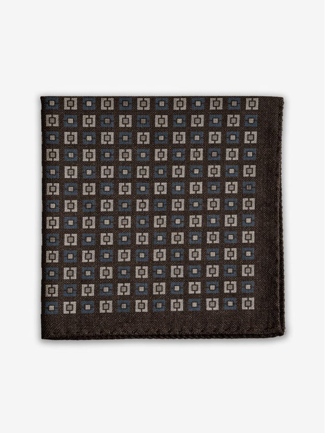 Suit pocket square in brown wool with square pattern
