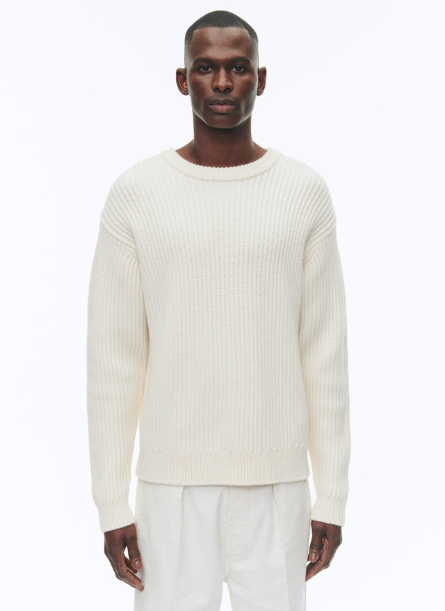 Wool ribbed sweater with round collar