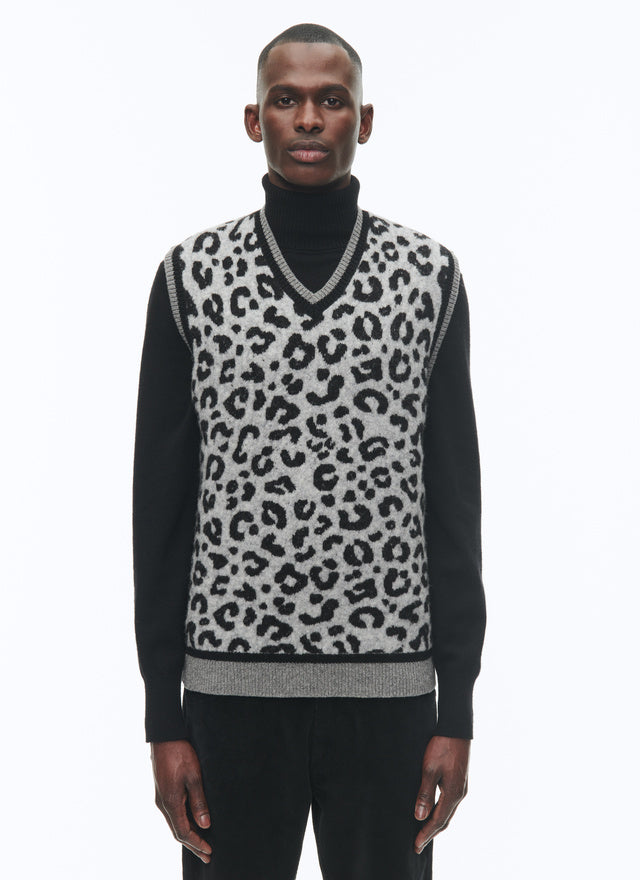 Wool Sleeveless V Collar Sweater