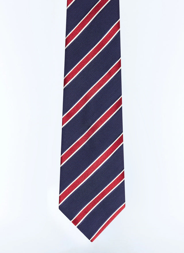 Silk tie with pattern