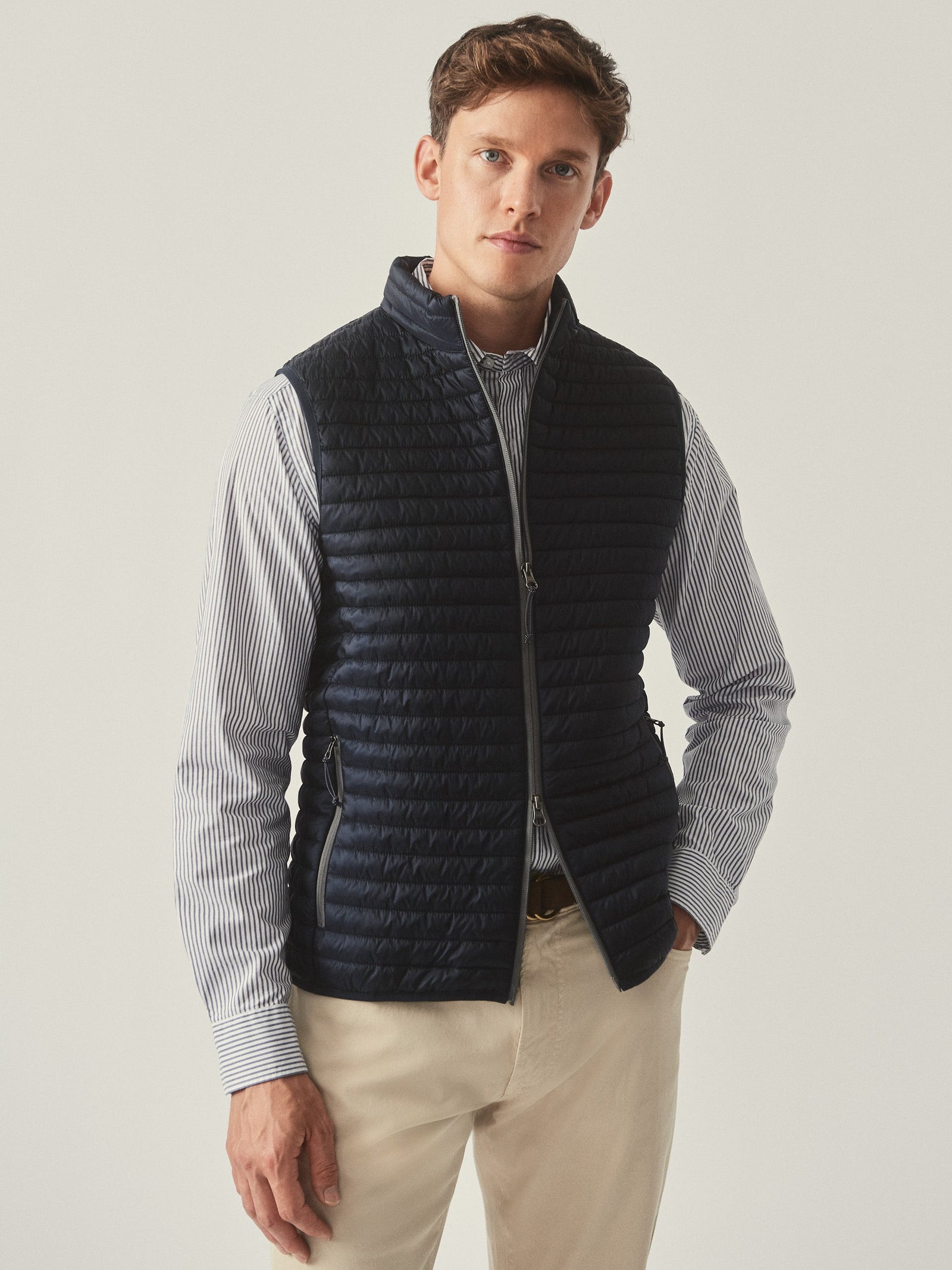 Solid Traveler Quilted Vest Men S Jackets U0026 Outerwear J Mclaughlin