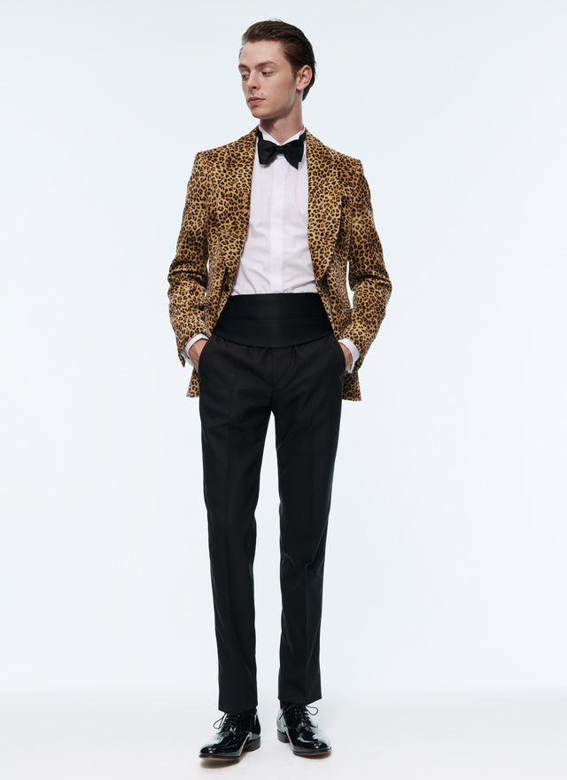 Velvet tuxedo with leopard print