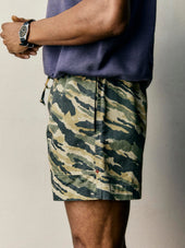 The Lounge Short In Brushstroke Camo
