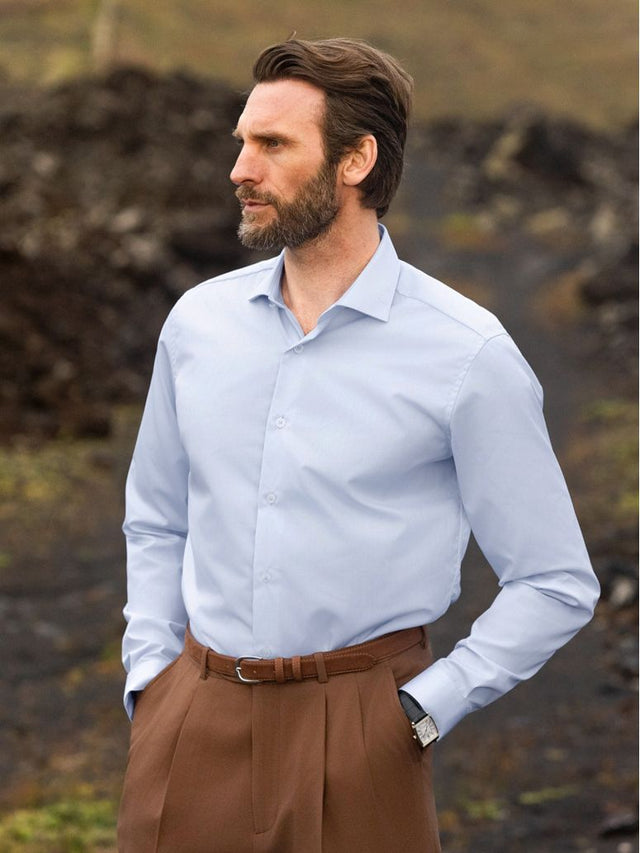 Light blue wrinkle resistant twill shirt with shark collar